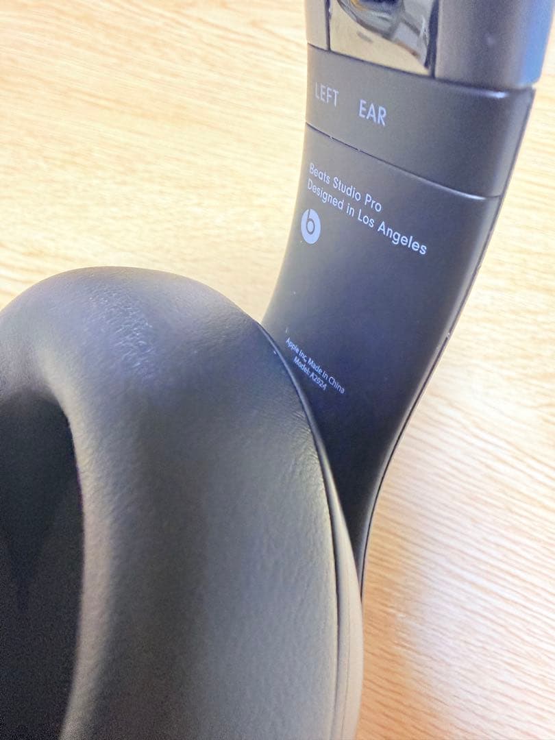 Wireless Headphones Beats A2924