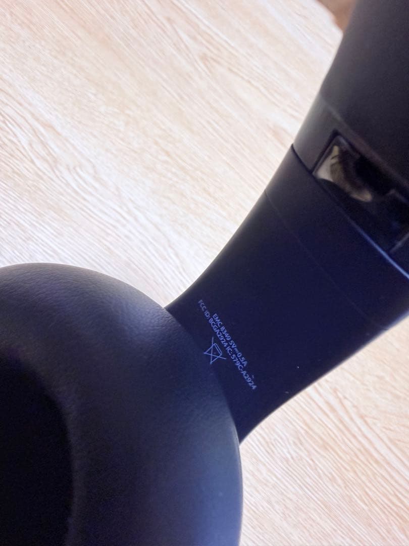 Wireless Headphones Beats A2924