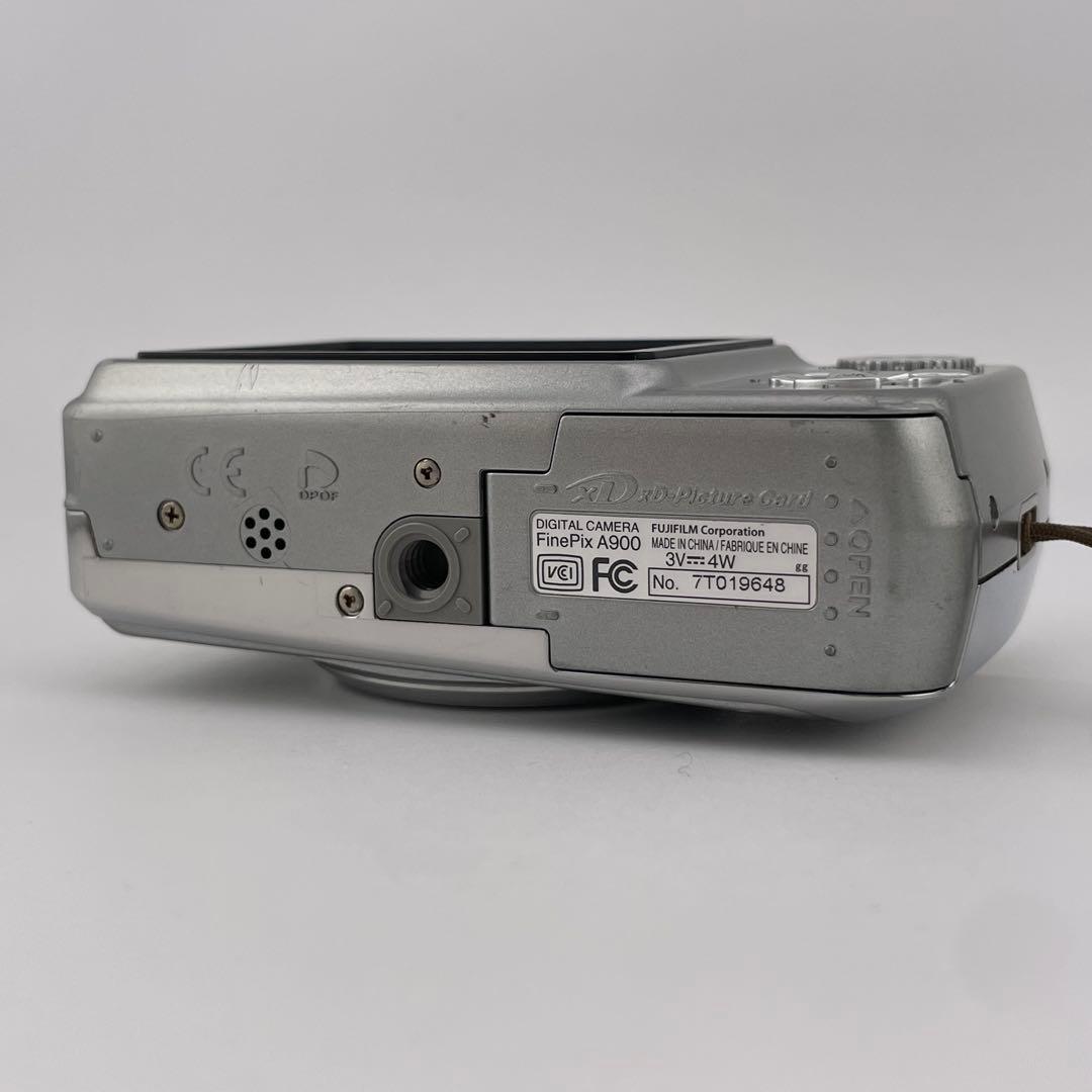 Fujifilm Compact Digital Camera Finepix A900 Silver