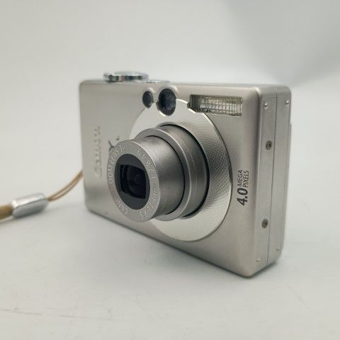 Canon Compact Digital Camera Ixy 50 Silver
