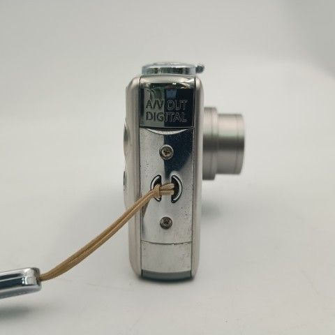 Canon Compact Digital Camera Ixy 50 Silver