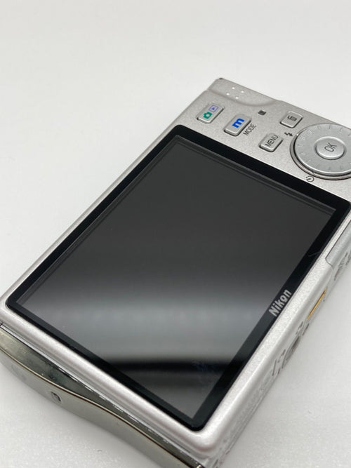 Nikon Compact Digital Camera Fa239 Coolpix S6