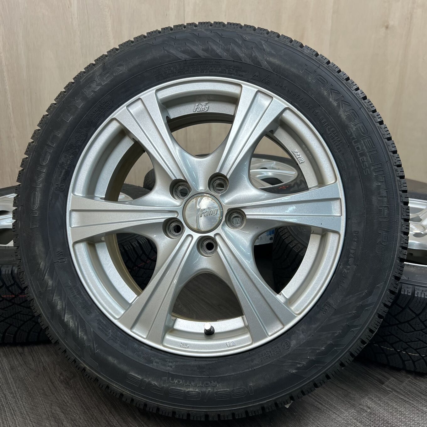 Weds 15 Inches Fang 5X100 #72D40426