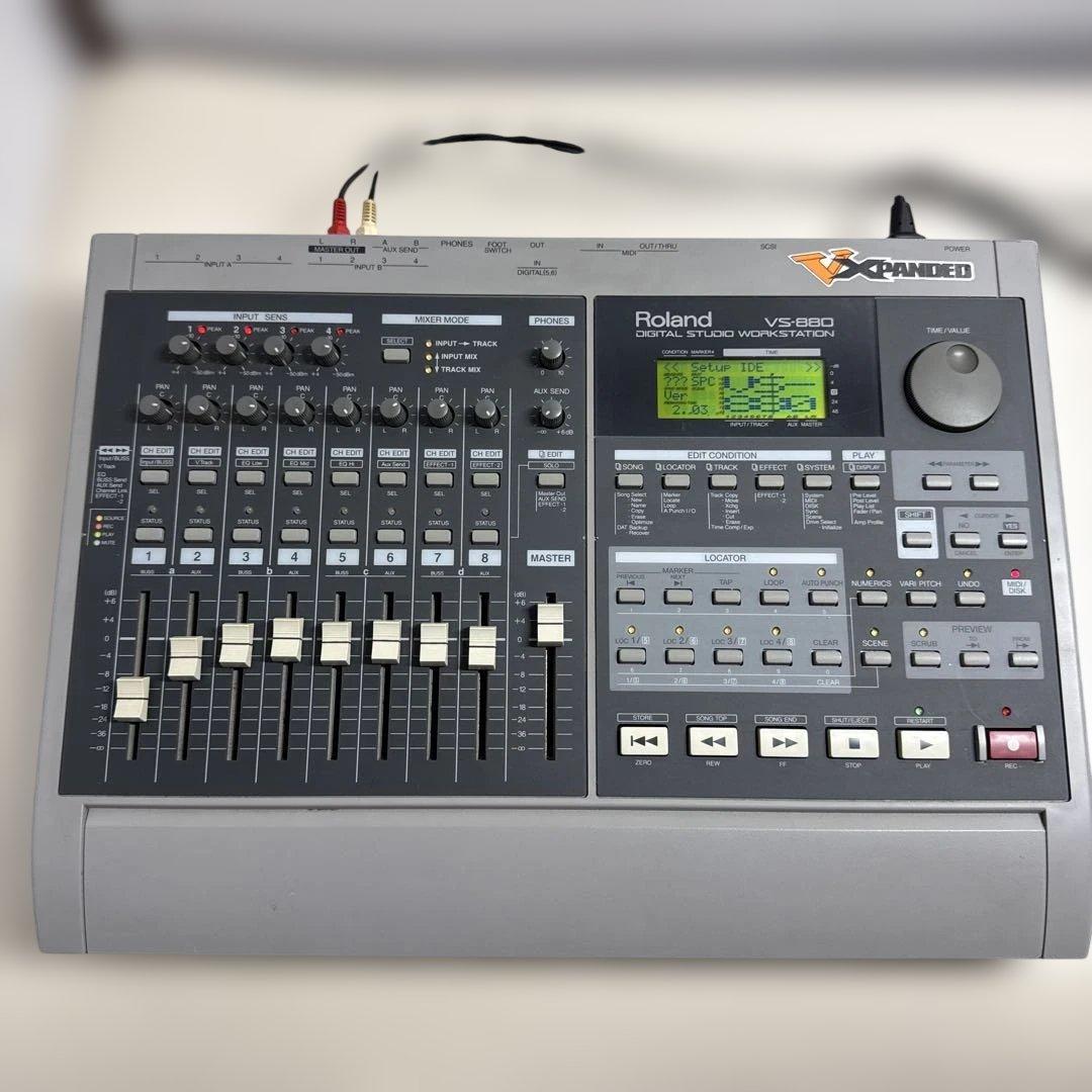 Roland Multi -Track Recorder Vs-880 Vx Panded