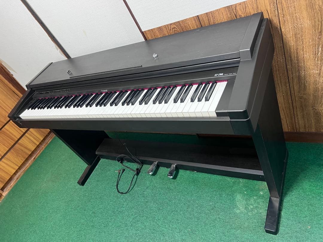 Roland Keyboards Digital Pianos