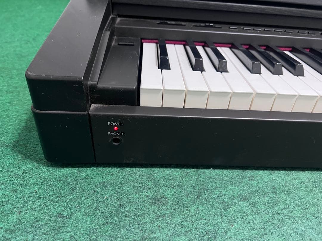Roland Keyboards Digital Pianos