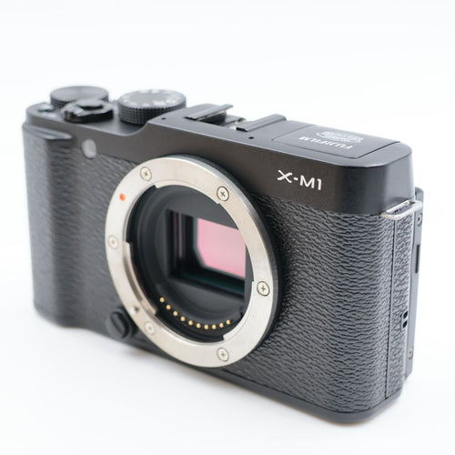 Fujifilm Mirrorless Interchangeable Lips X-M1