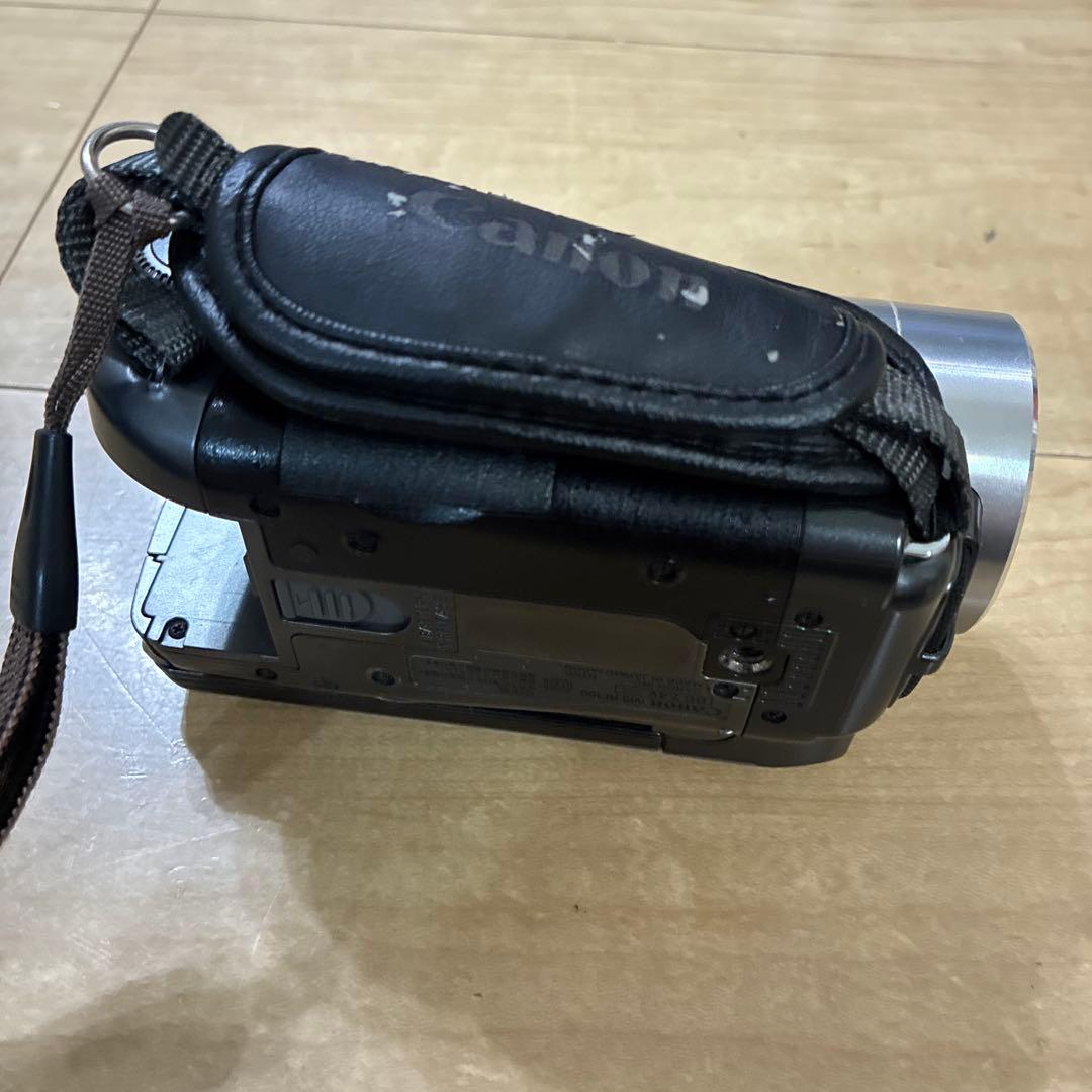 Canon Video Cameras Ivis Hf100