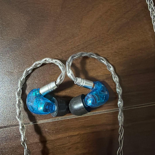 Shure Recableable Earphones Se215