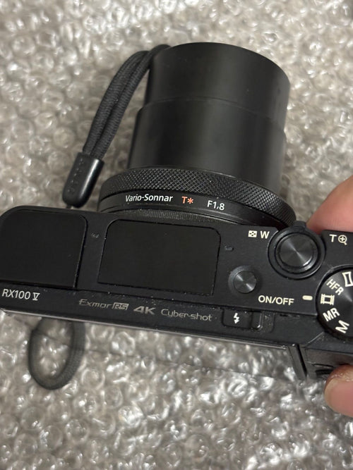 Compact Digital Camera Sony Rx100V (Dsc-Rx100M5) 7311