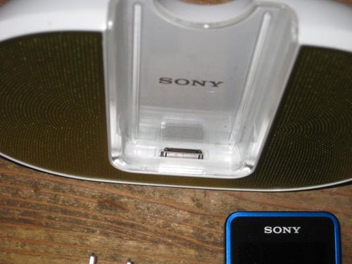 Digital Audio Players Sony Nw-E083/Nw-S785