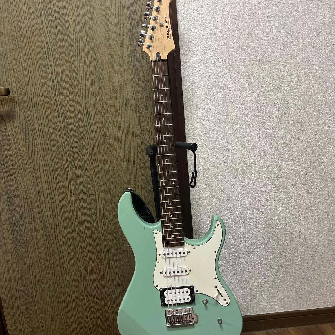 Yamaha Electric Guitars Pacifica