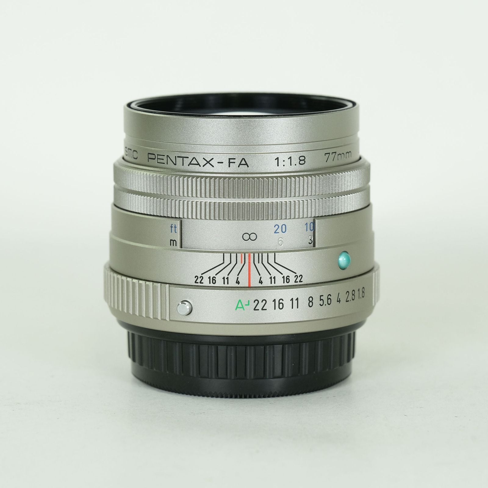 Objectif Pentax (mise au point unique) Fa77Mmf1.8 K