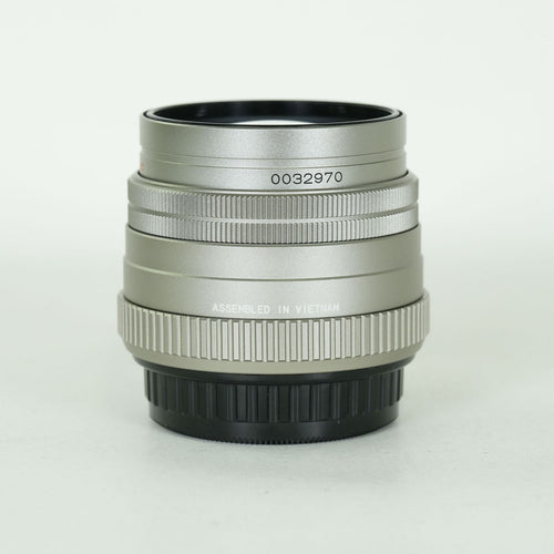 Objectif Pentax (mise au point unique) Fa77Mmf1.8 K