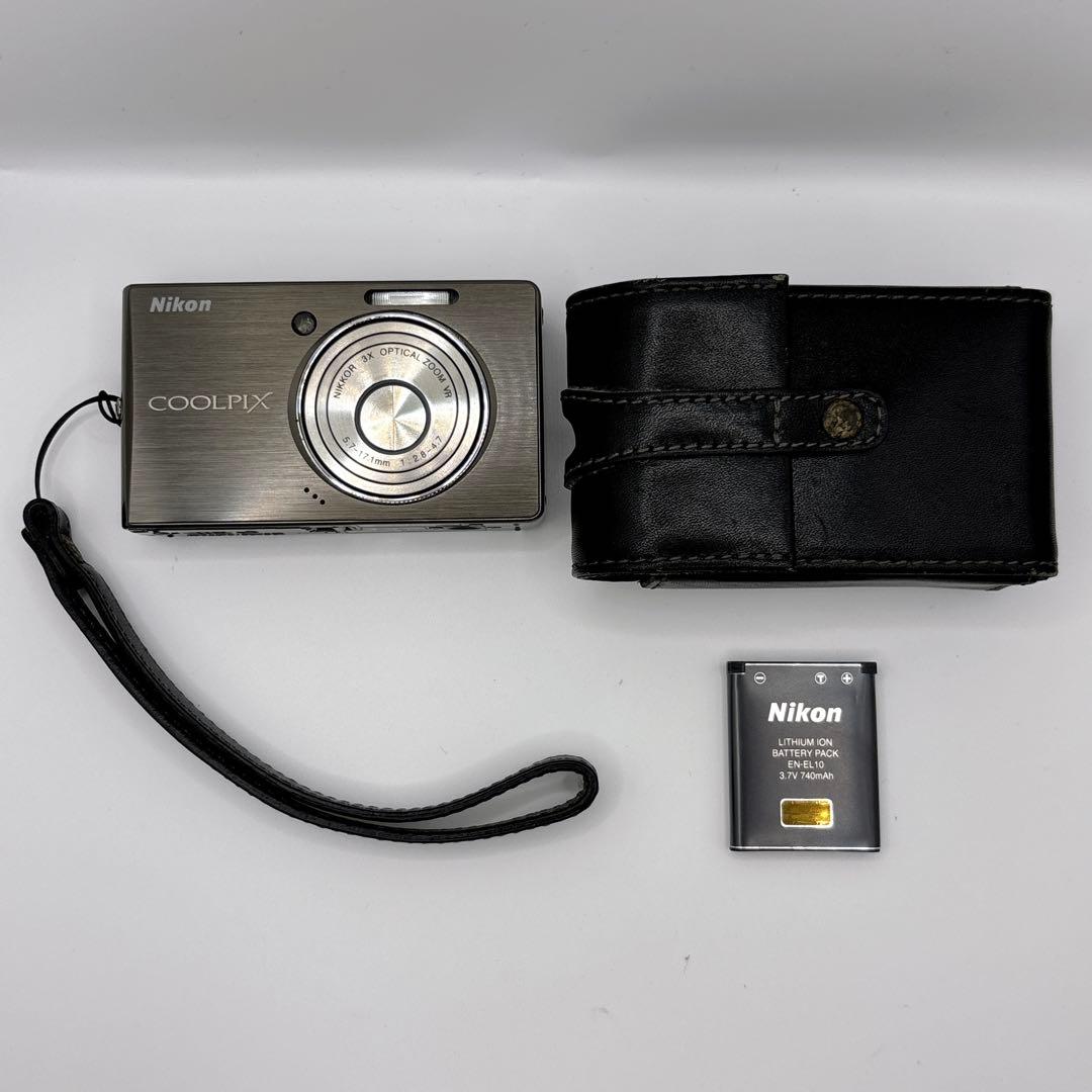Nikon Compact Digital Cameras Coolpix S500