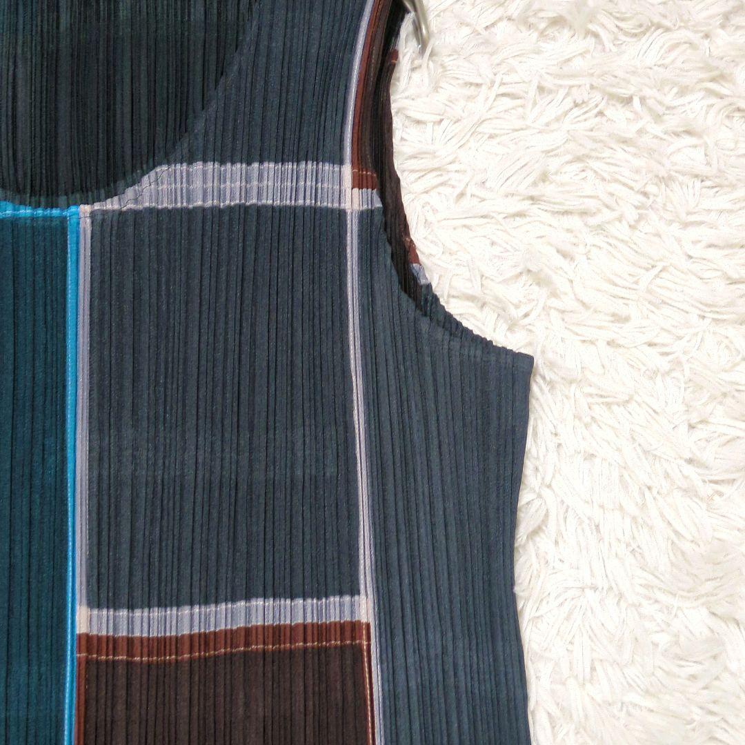 Pleats Please Sleeveless