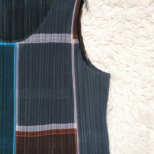 Pleats Please Sleeveless