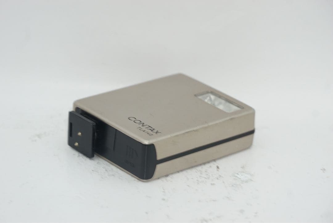 Contax Flash Tla140
