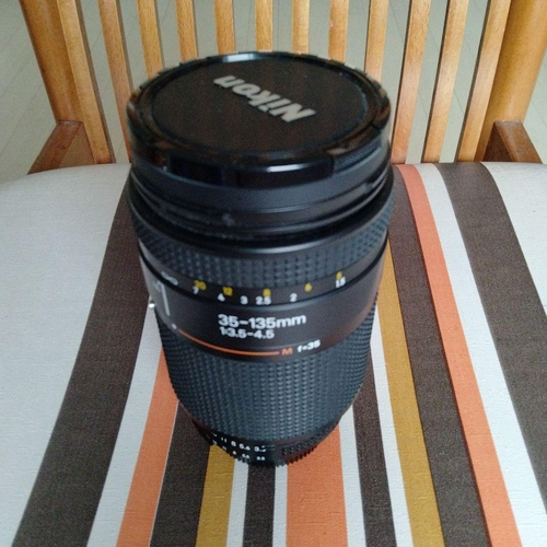 Nikon Lens (Zoom)
