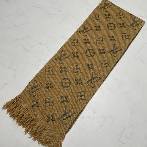 Louis Vuitton Scarves