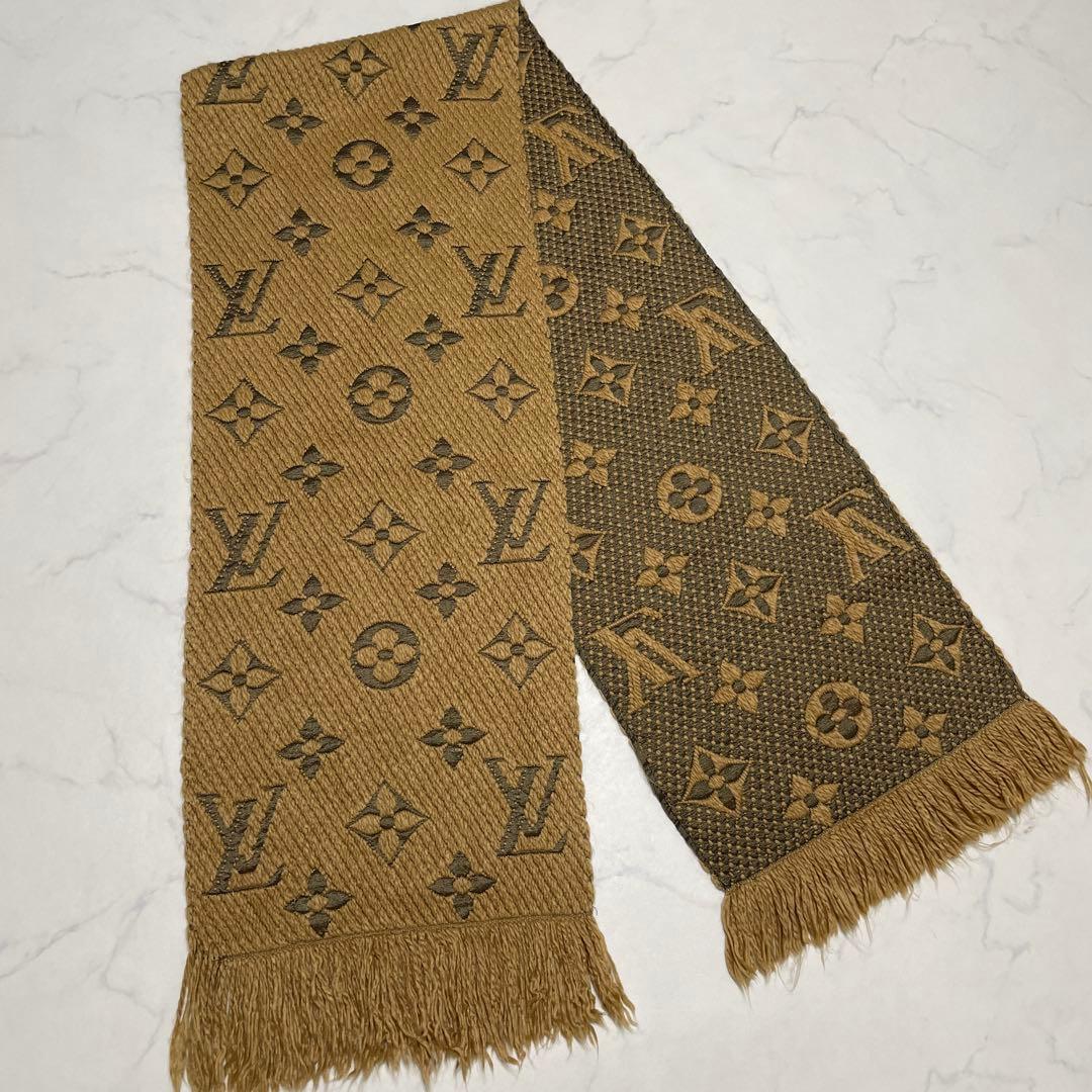 Louis Vuitton Scarves