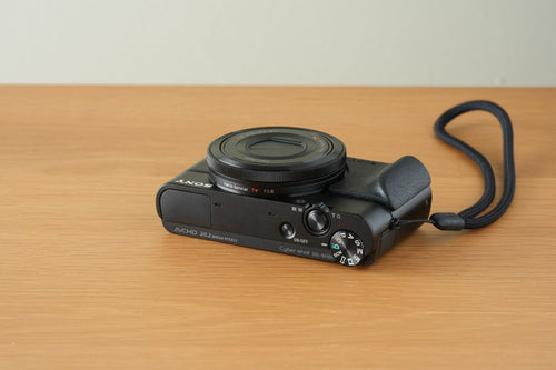 Sony Compact Digital Camera Dsc-Rx100