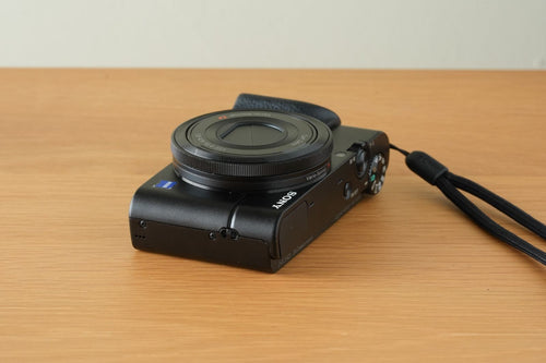 Sony Compact Digital Camera Dsc-Rx100