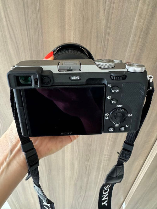 Mirrorless Interchangeable Lens Cameras Sony Ilce-7C S/ 28-70Mm F 2.8 D