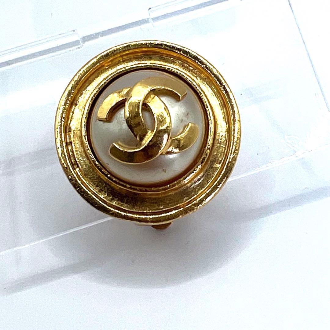 Chanel Clip-On Earrings