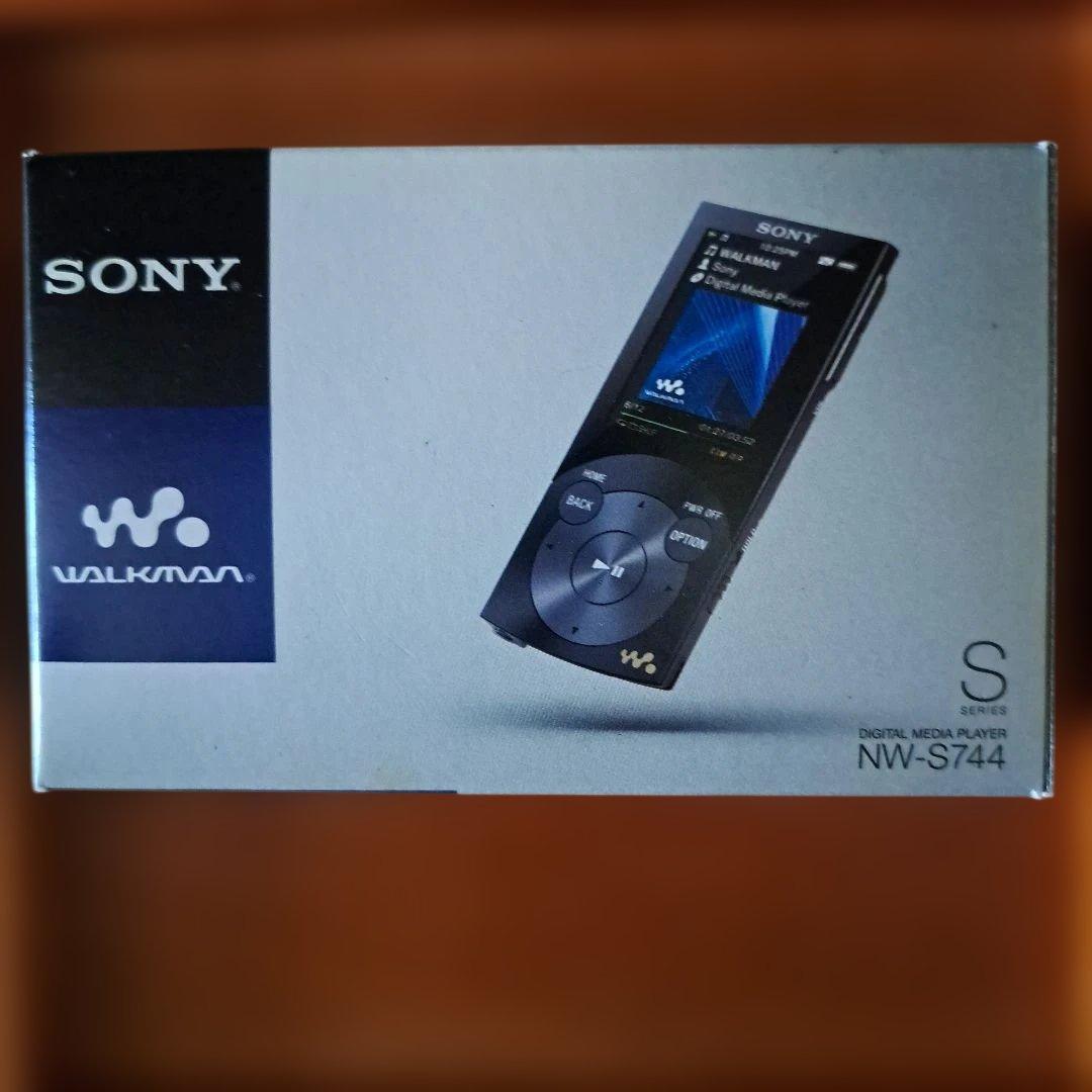 Sony Digital Audio Players S Nw-S744 2