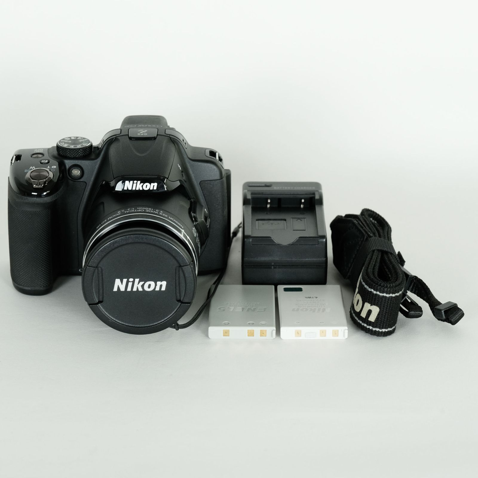 Nikon Compact Digital Camera Coolpix P520 Bk