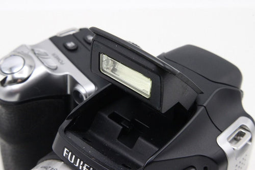 Fujifilm Compact Digital Camera Finepix S8000Fd 260204D