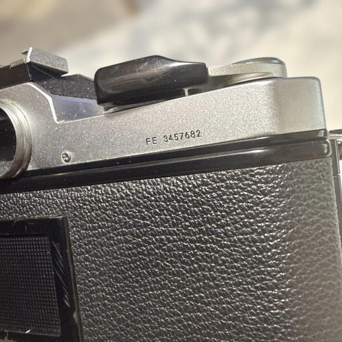 Nikon Slr Camera (Film) Fe