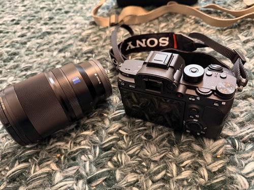 Sony Mirrorless Interchangeable Lips 7Riii 3217 Fe35Mm F1.4 Za