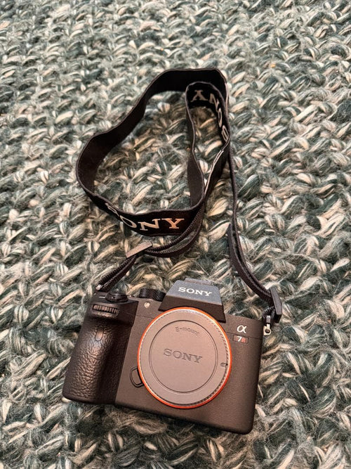 Sony Mirrorless Interchangeable Lips 7Riii 3217 Fe35Mm F1.4 Za