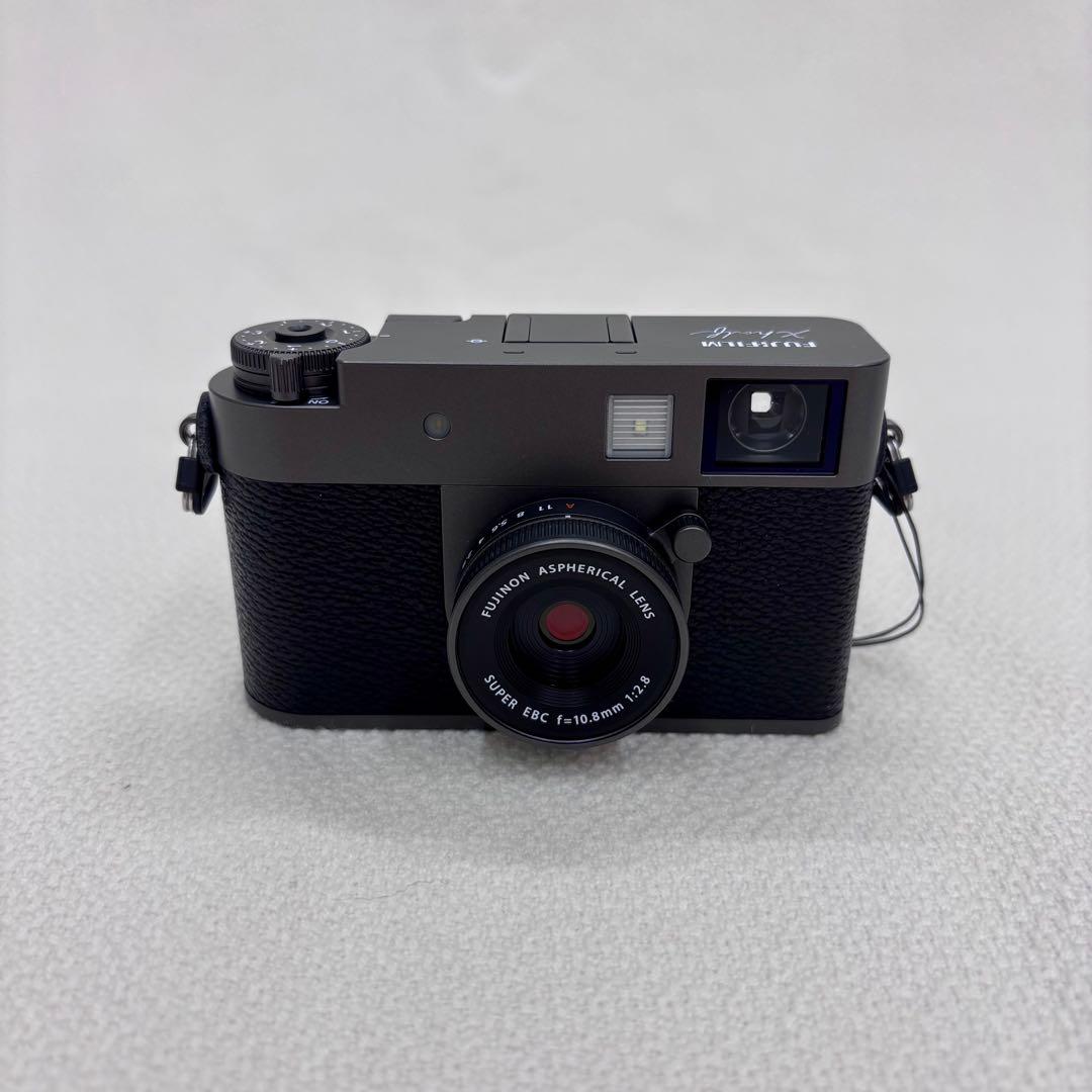 Compact Digital Cameras Fujifilm X-Half