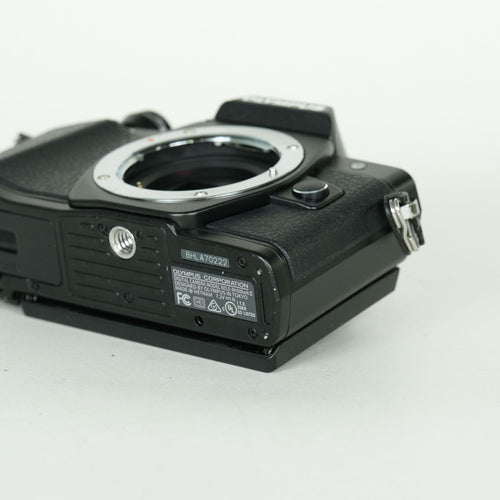 Olympus Mirrorless Interchangeable Lips 6,923 Om-D E-M10 Mark Ii