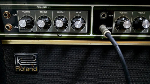 Roland Guitar Amplifiers Jazz Chorus-120
