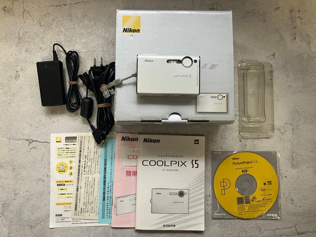 Nikon Compact Digital Cameras Coolpix S5
