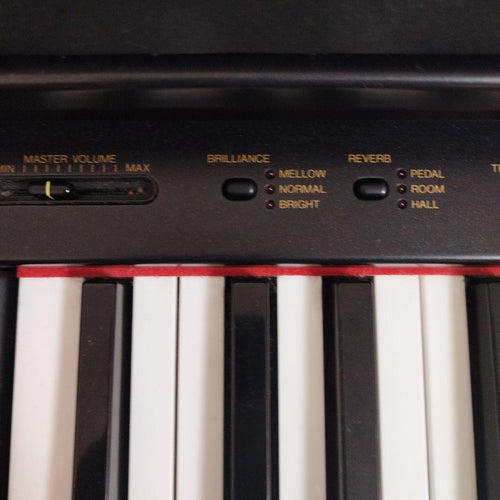 Keyboards Digital Pianos Yamaha Clavinova Clp-560