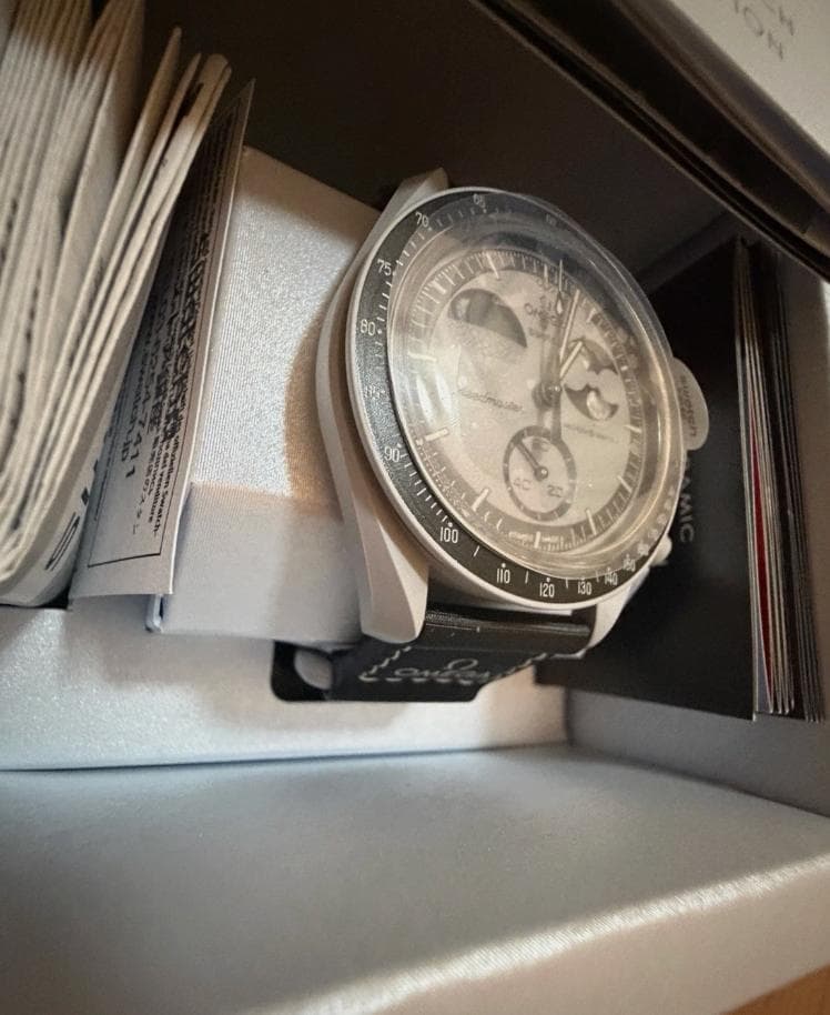 Quartz Watches Omega Swatch Moonswatch So33M700