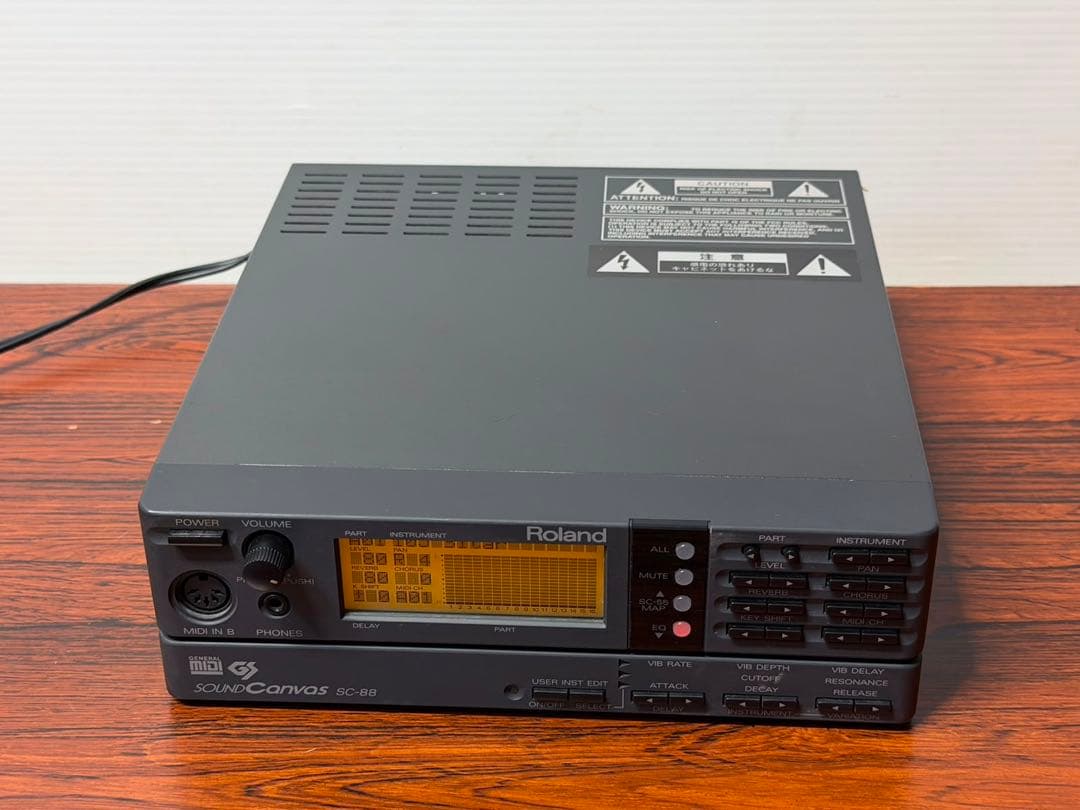 Roland Hardware Instruments Sound Canvas Sc-88