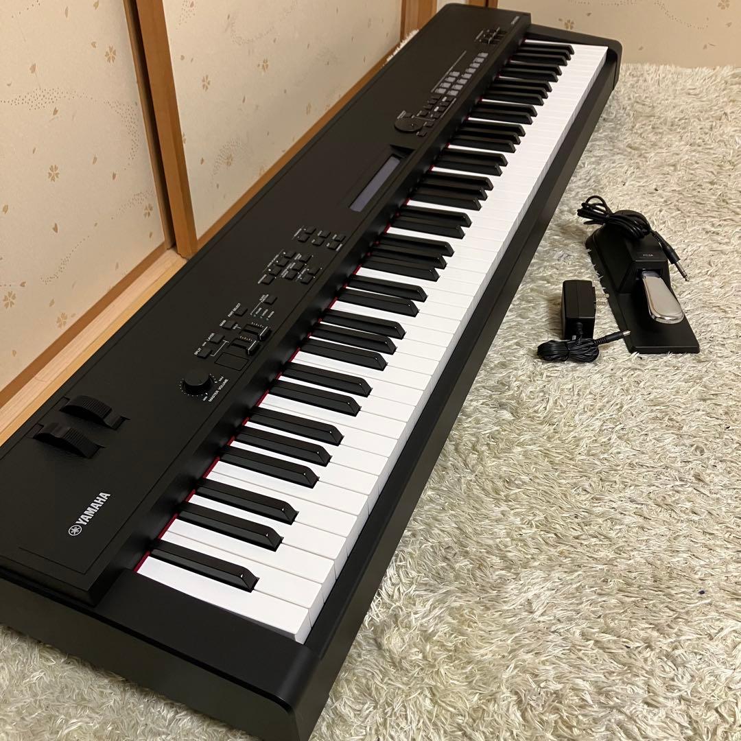 Yamaha Keyboard Electronic Piano Cp40 Stage