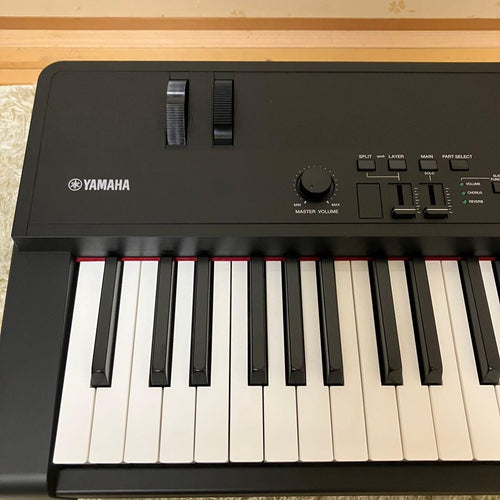Yamaha Keyboard Electronic Piano Cp40 Stage