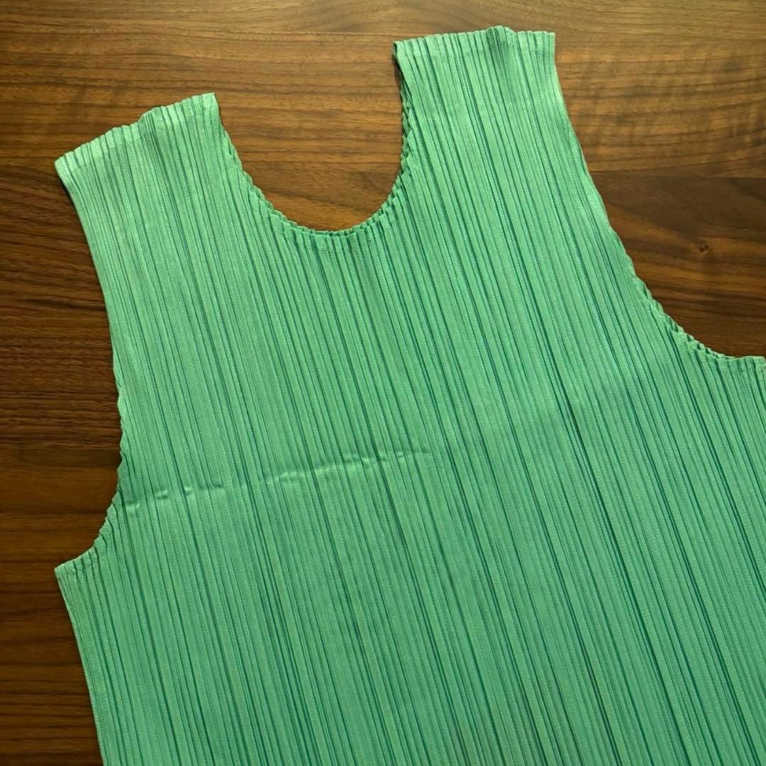 Pleats Please No Sleeve Issey Miyake L