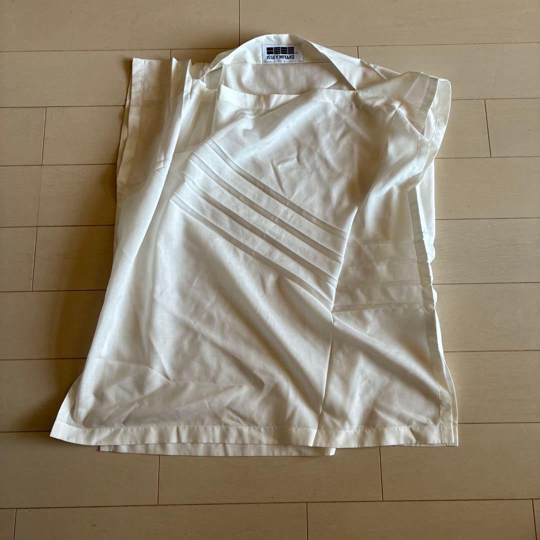 Issey Miyake Short-Sleeve 1325.