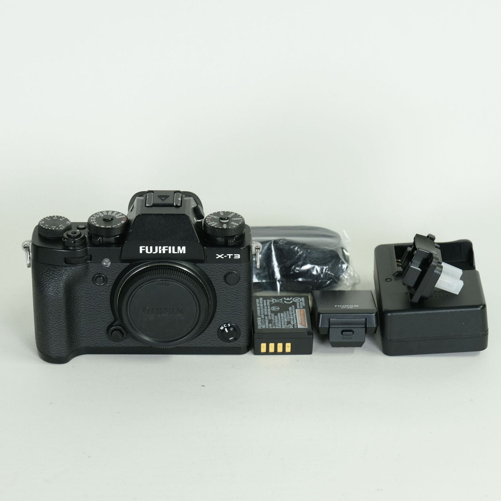 Fujifilm Mirrorless Interchangeable Lips X-T3 X