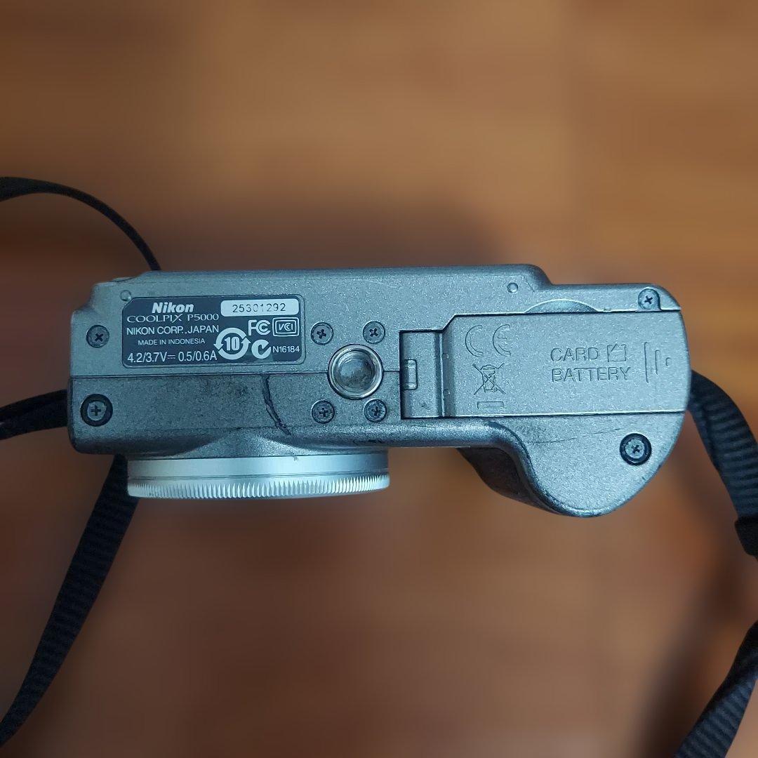 Nikon Compact Digital Camera Coolpix P5000