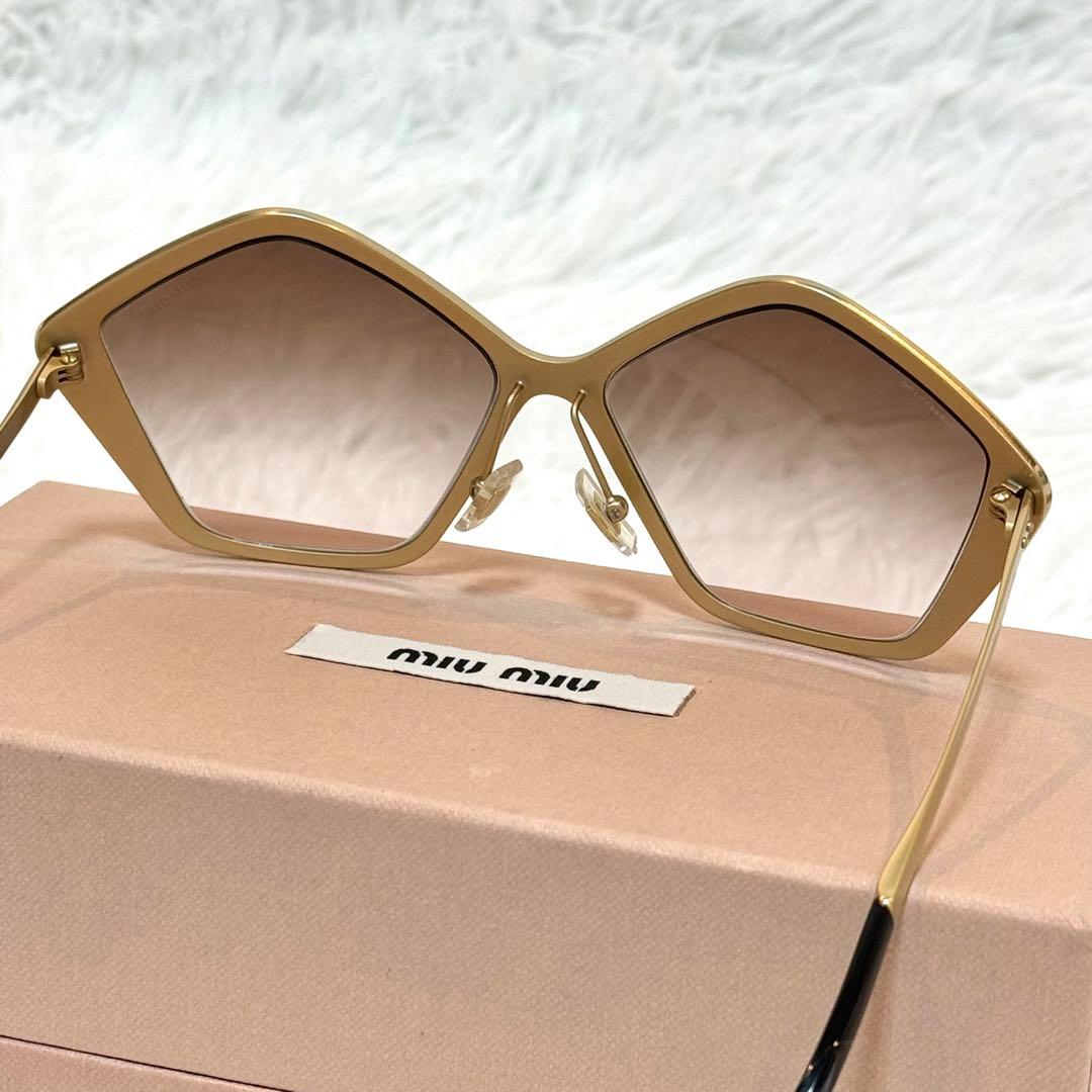 Miu Sunglasses Miumiu