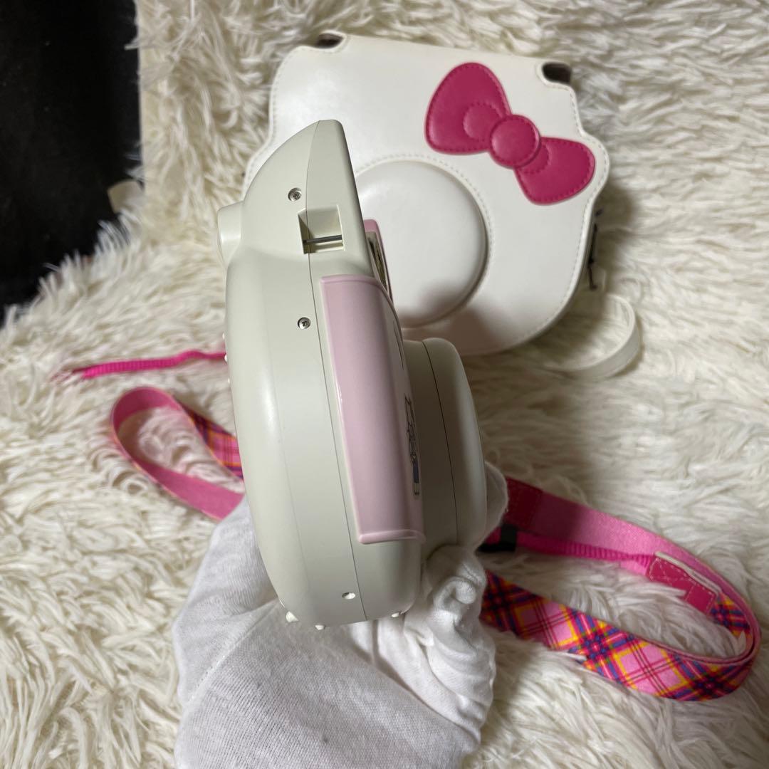 Hello Kitty Instant Cameras Fujifilm